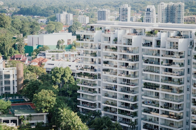 Vista aérea de edificios de apartamentos.