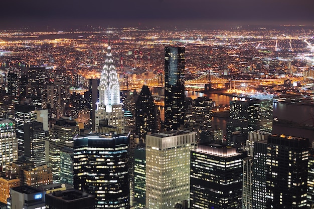 Vista aérea del horizonte de Manhattan de Nueva York al atardecer