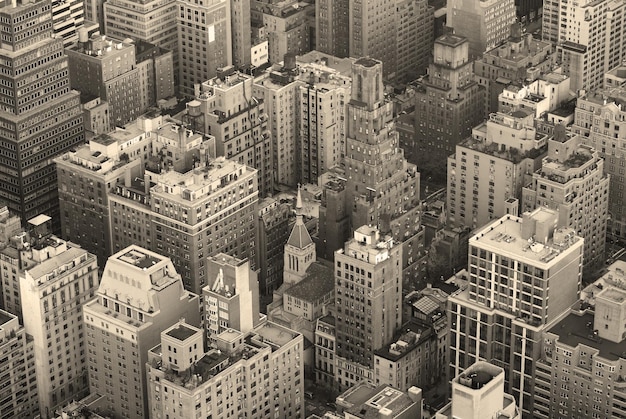 Vista aérea del horizonte de Manhattan de Nueva York en blanco y negro