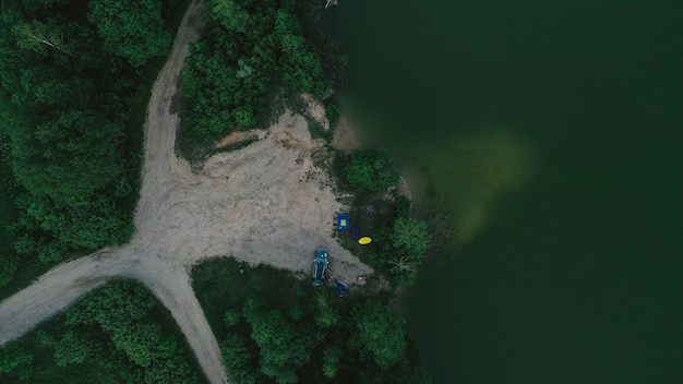 Foto gratuita vista aérea del lago