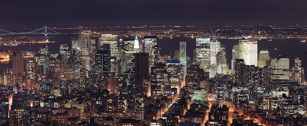 Vista aérea panorámica del horizonte de Manhattan de Nueva York al atardecer