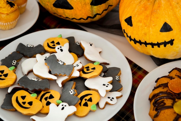 Vista cercana de deliciosas galletas de halloween