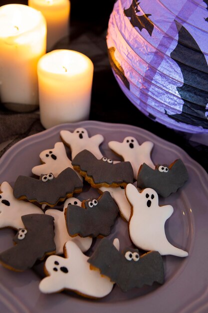 Vista cercana de deliciosas galletas de halloween