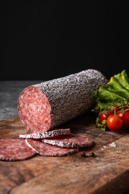 Foto gratuita vista cercana del delicioso concepto de salami