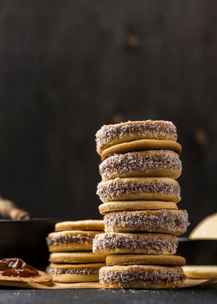 Vista cercana de deliciosos alfajores