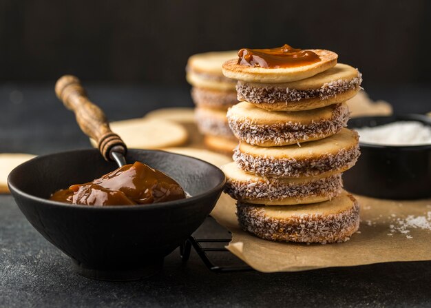 Vista cercana de deliciosos alfajores