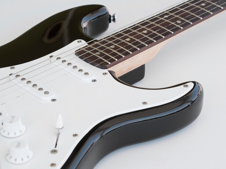Foto gratuito vista cercana de hermosa guitarra