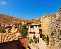 Foto gratuita vista de la ciudad española en verano