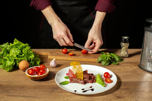 Vista frontal del concepto de comida deliciosa