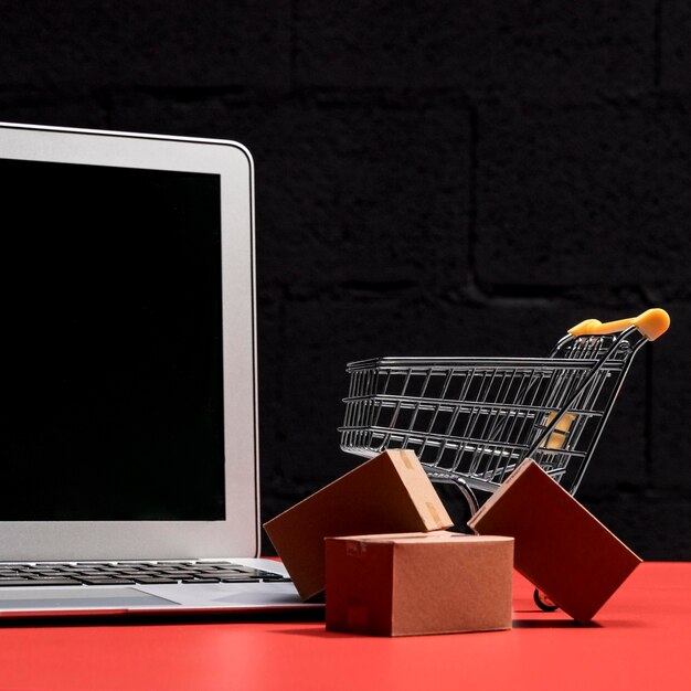 Vista frontal del concepto de compras en línea