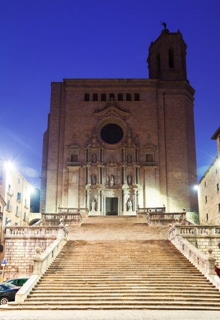 Vista de la mañana de Girona - Catedral gótica