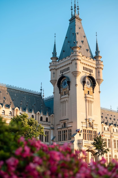 Vista del Palacio de la Cultura en Iasi Rumania