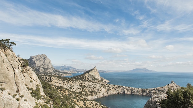 Vista panorámica del hermoso paisaje del océano