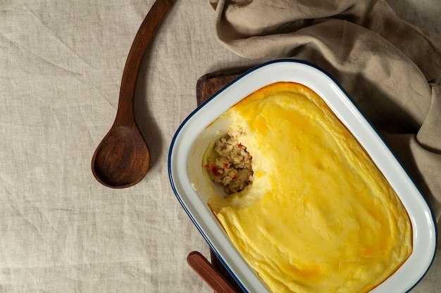 Vista del plato tradicional portugués empadao