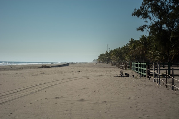 Vista de una playa tropical