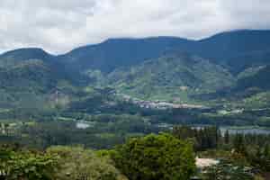 Foto gratuita vista sobre el hermoso valle costarricense
