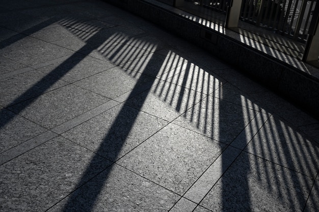 Vista de sombras diurnas al aire libre abstractas