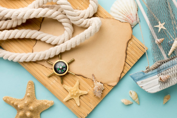 Foto gratuito vista superior de accesorios de verano sobre la mesa