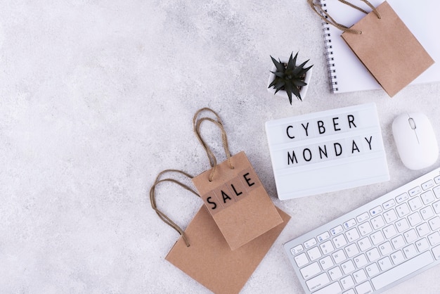 Vista superior arreglo de cyber monday