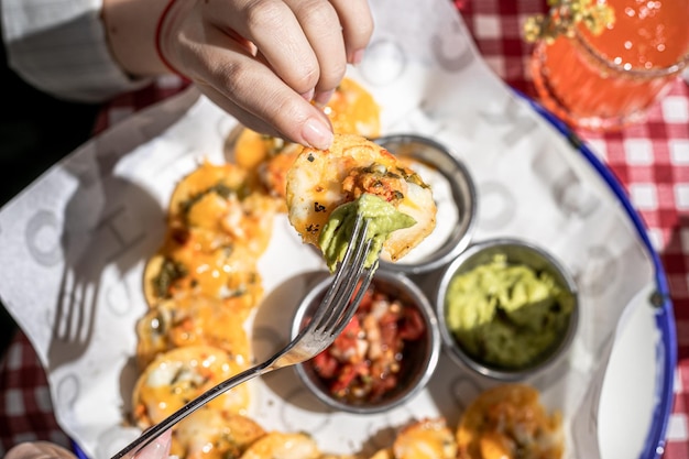 Foto gratuita vista superior de la celebración de comida con gancho