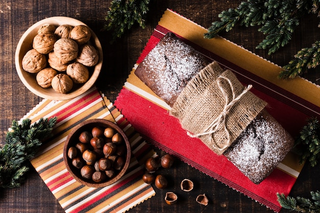 Foto gratuita vista superior deliciosa comida para la cena de navidad