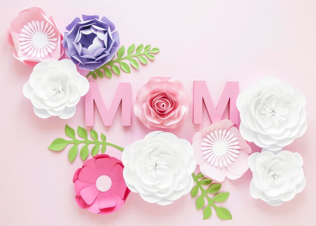 Vista superior de flores de papel para el día de la madre.