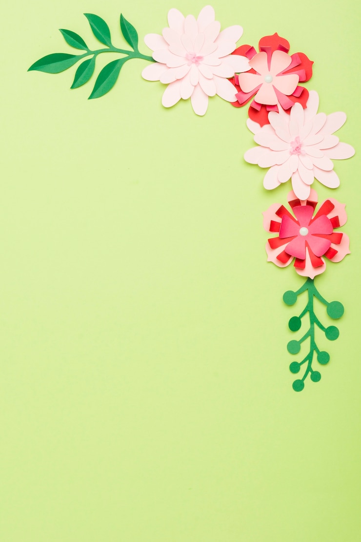 Foto gratuito vista superior de flores de papel con espacio de copia