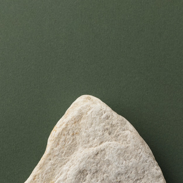 Vista superior de piedra blanca con espacio de copia