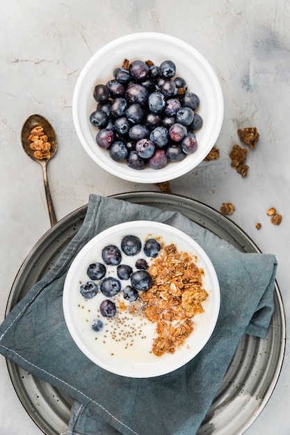 Foto gratuita vista superior sabroso desayuno con arándanos