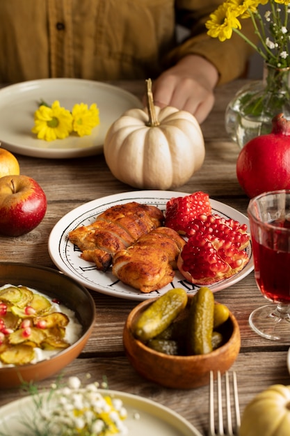 Foto gratuita vista superior sobre banquete de comida