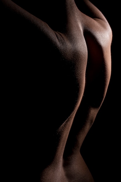 Vista trasera de espalda atractiva