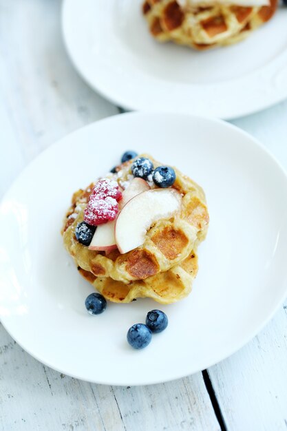 Waffles con fruta