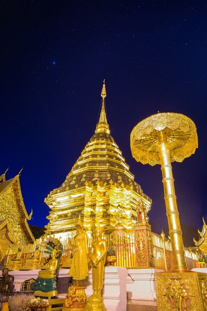 Wat Phra That Doi Suthep en Chiang Mai, Tailandia.