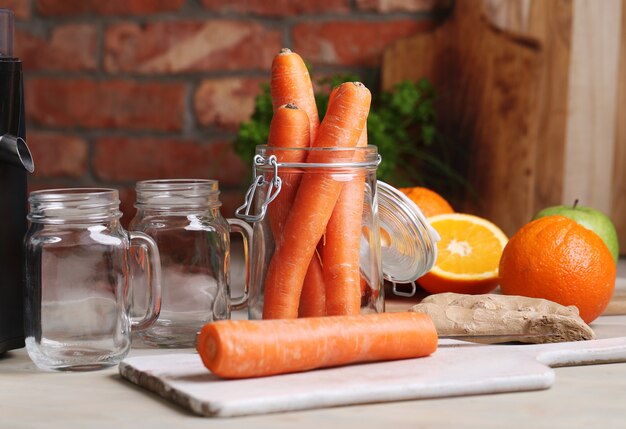 Zanahorias y frutas