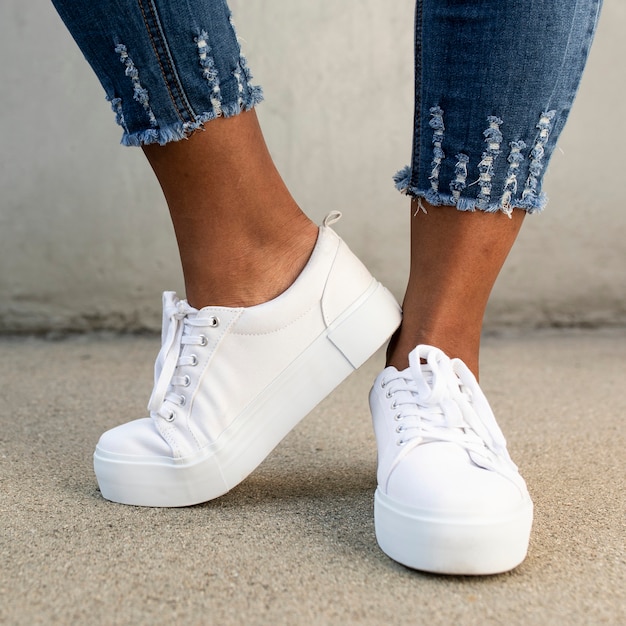 Zapatillas de lona blancas zapatos de mujer ropa de sesión