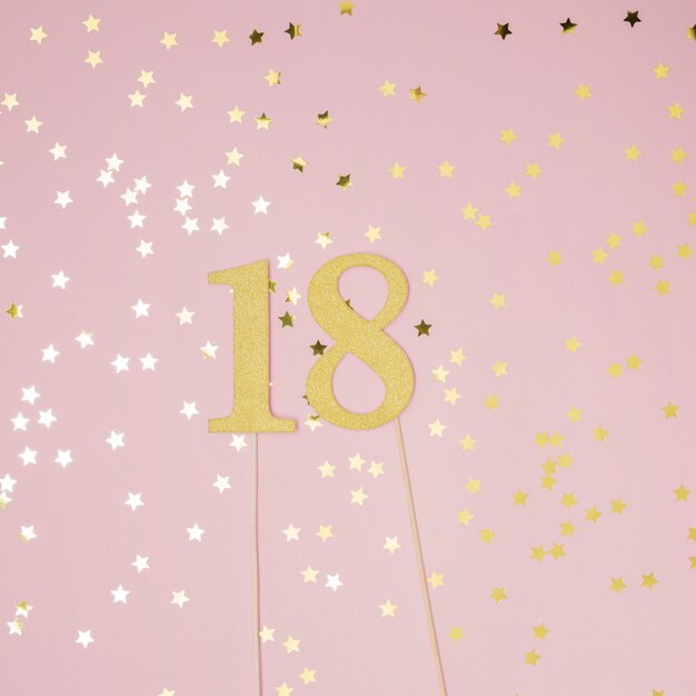 18 ° compleanno con sfondo rosa