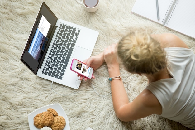 Adolescente, ragazza, navigare, social, media