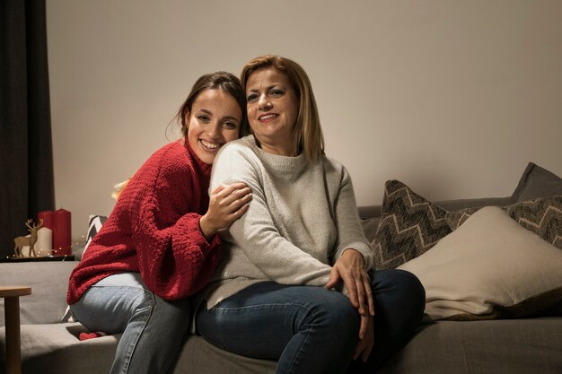 Adorabile madre e figlia insieme