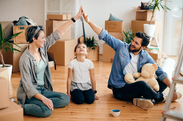 Al sicuro sotto il tetto della loro nuova casa