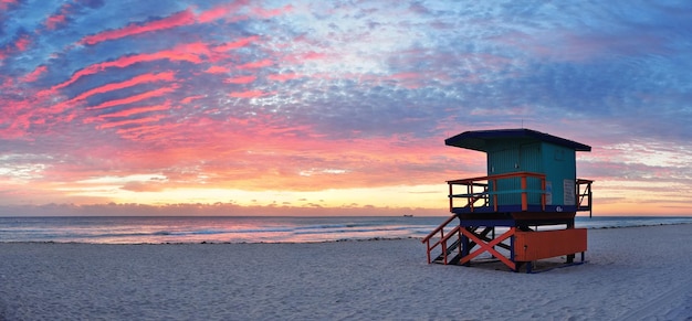 Alba sud della spiaggia di Miami