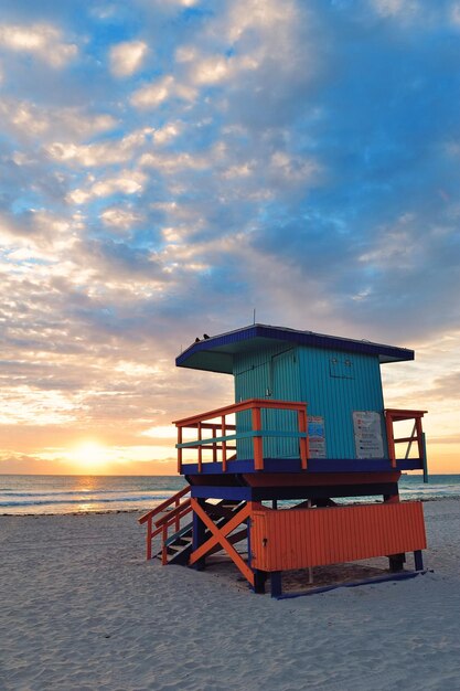 Alba sud della spiaggia di Miami