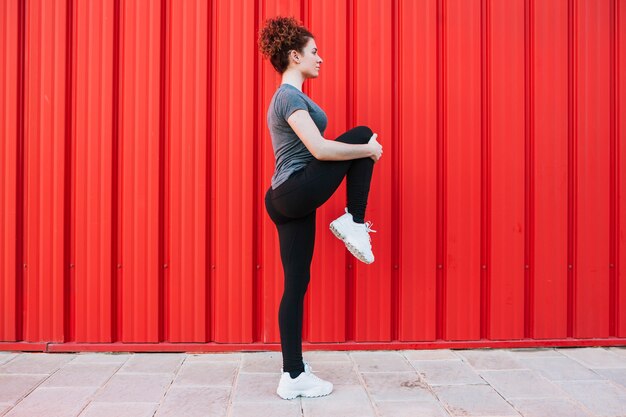 Allenamento di modelli sportivi all&#39;esterno