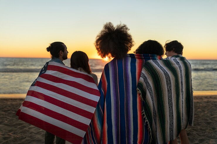 Foto gratuito amici che si divertono al mare