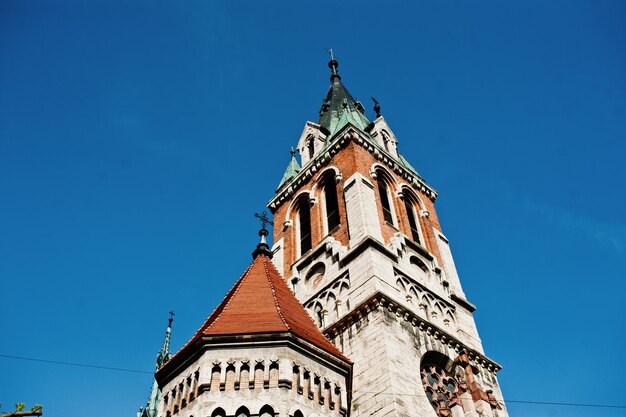 Antica chiesa cattolica romana in stile gotico