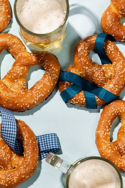 Assortimento dell'Oktoberfest con deliziosi pretzel