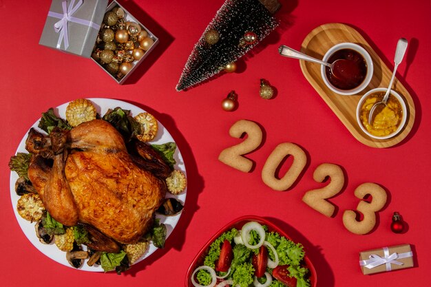 Assortimento di cibo di capodanno vista dall'alto