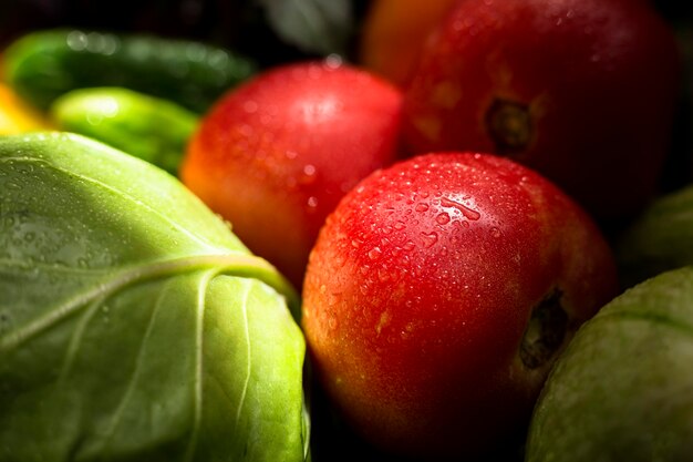 Assortimento di Close-up di frutta e verdura autunnali fresche