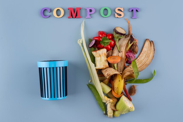 Assortimento di compost fatto di cibo avariato