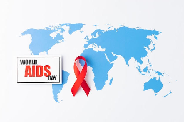 Assortimento di concetti per la giornata mondiale dell'aids con il simbolo del nastro