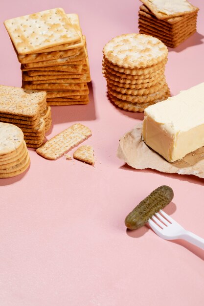 Assortimento di deliziosi snack malsani